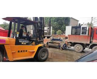 硚口区叉车出租公司在港口货物装卸搬运活动中的重要作用